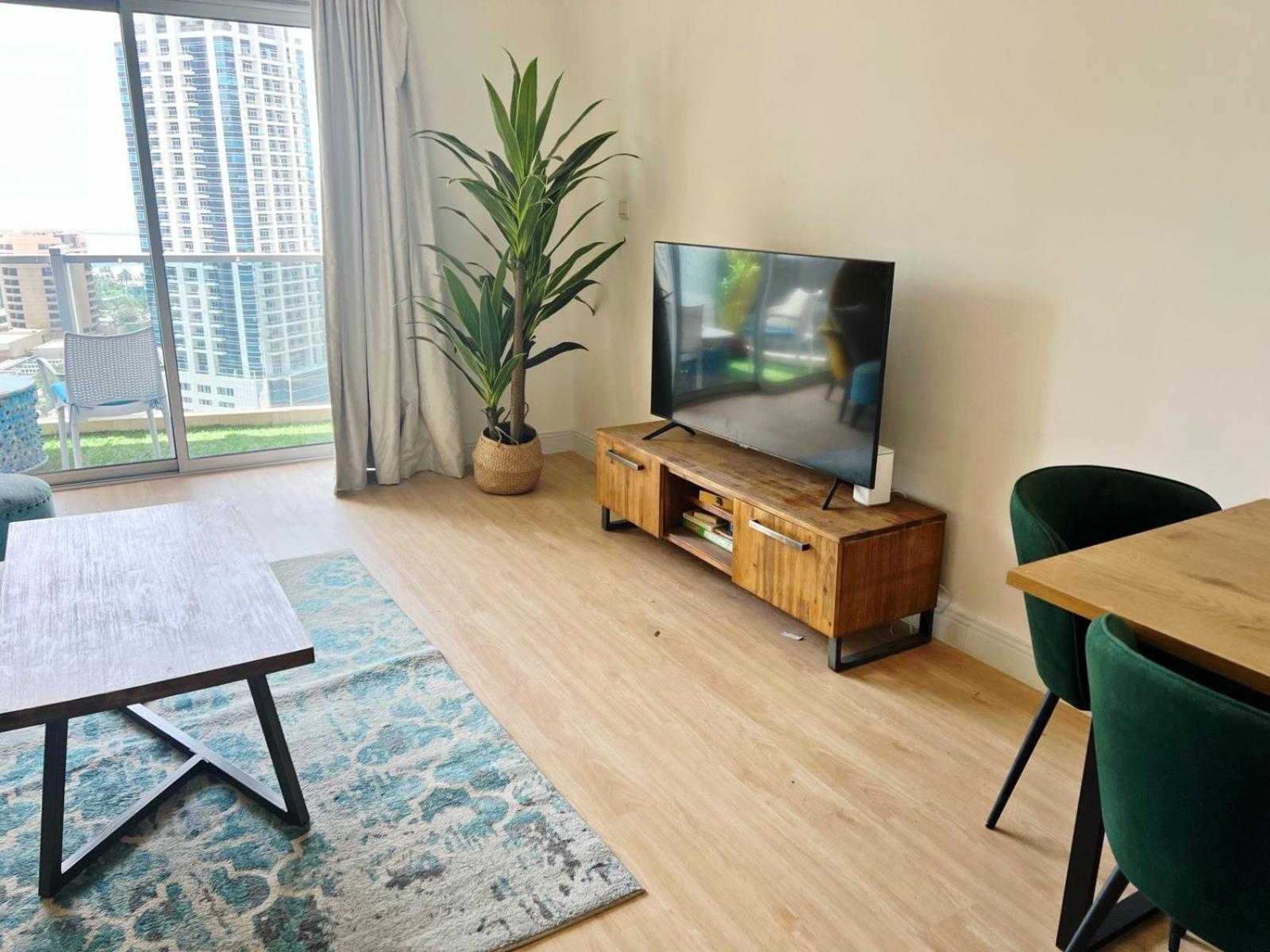 Newly Renovated Marina & Sea View Family Condo Dubaj Kültér fotó
